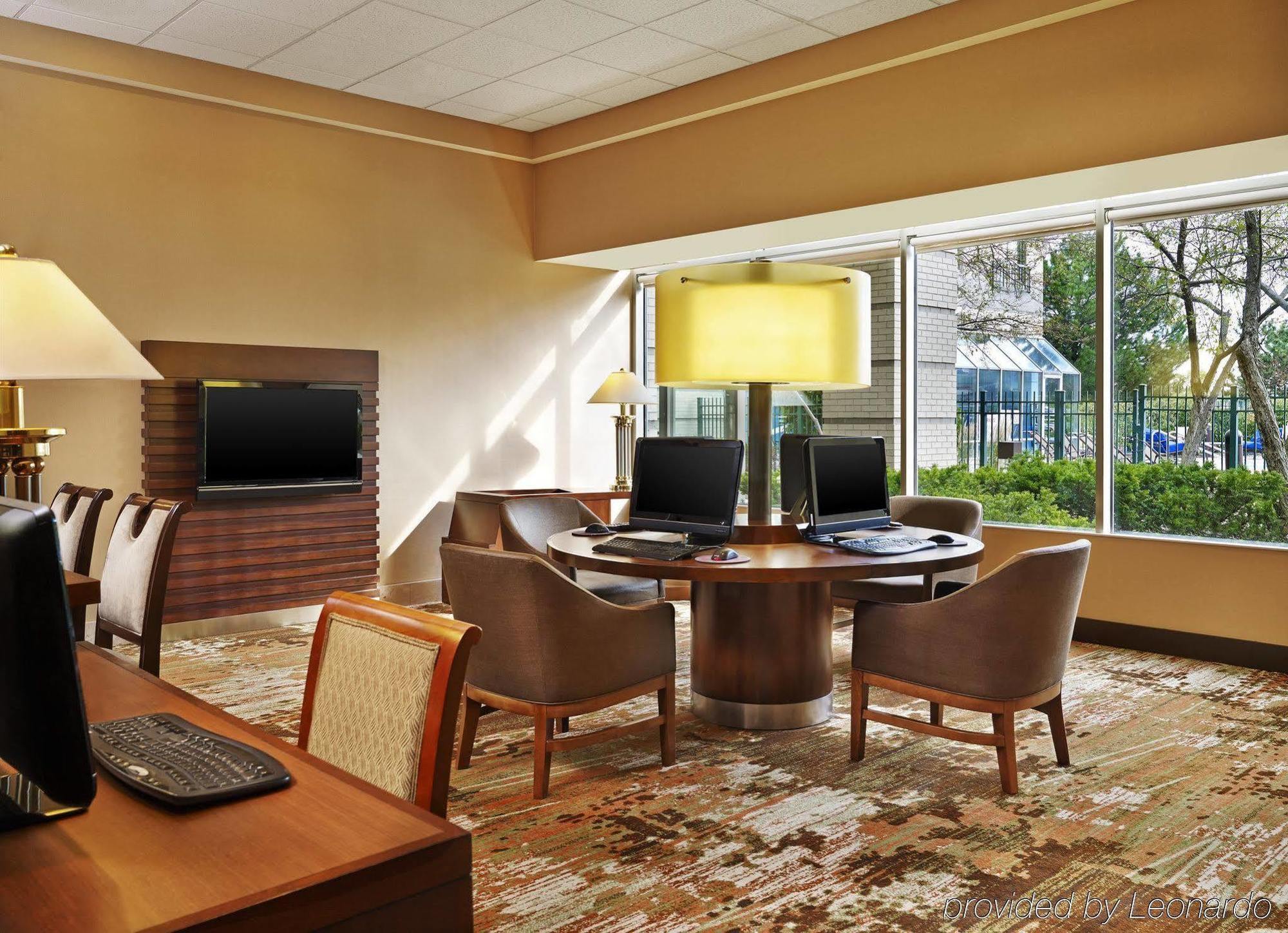 Sheraton Suites Chicago Elk Grove Elk Grove Village Exterior photo